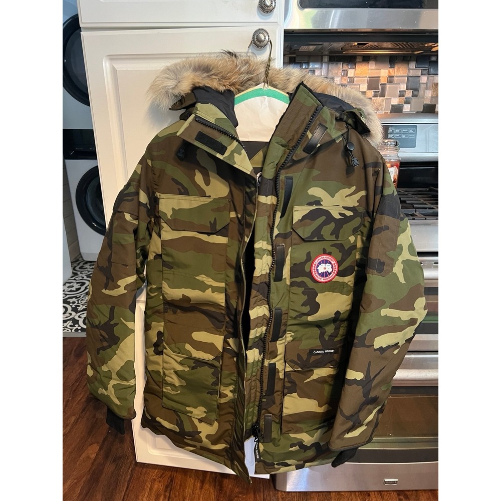 New Canada Goose Expedition Parka Camo Print Womens size XL & Receipt - Picture 11 of 15